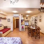 Nyaraló Elsa